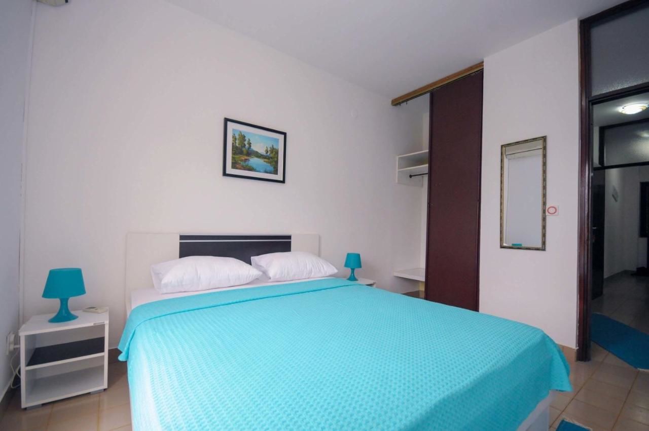 Апартаменты Apartmani Centar Будва-13