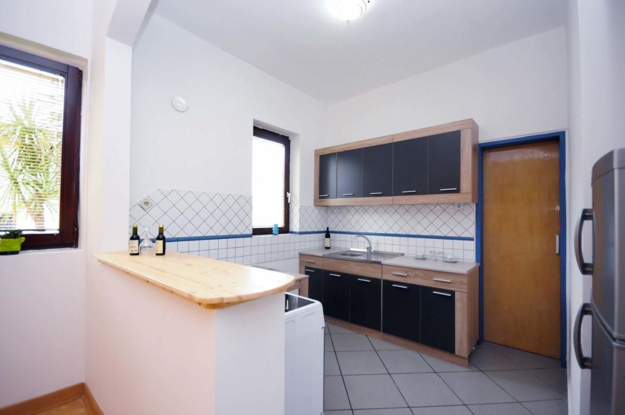 Апартаменты Apartmani Centar Будва-27