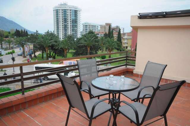 Апартаменты Apartmani Centar Будва-40