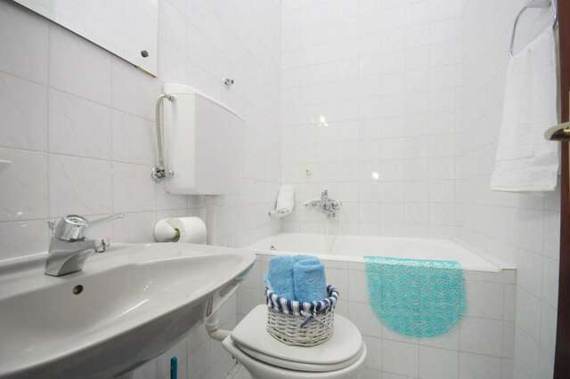 Апартаменты Apartmani Centar Будва-48